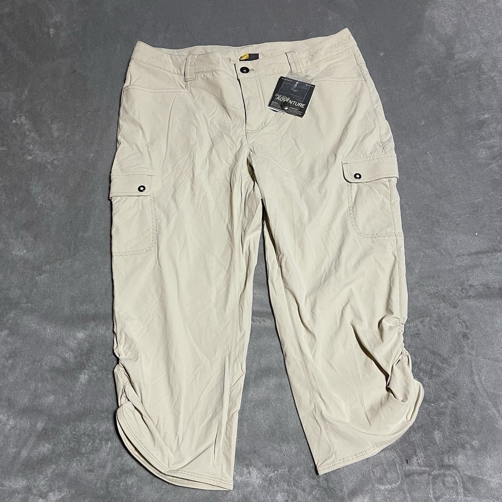 Eddie Bauer Cream Capris NWT